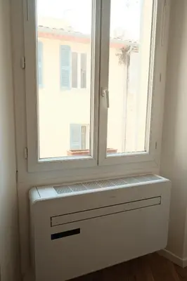 Plan de l'établissement Au cœur du Vieil Antibes à 200m des plages, superbe studio