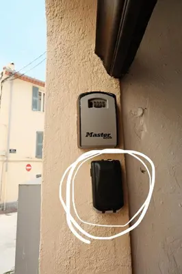 Plan de l'établissement Au cœur du Vieil Antibes à 200m des plages, superbe studio