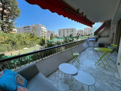 Balcon ou terrasse dans l'établissement CANNES Martinez- family apartment 100m2