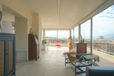 Coin salon dans l'établissement Villa sur le toit - Vue mer exceptionnelle