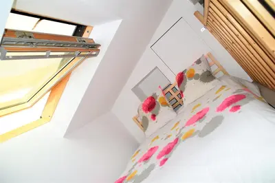 Un ou plusieurs lits dans un hébergement de l'établissement Grand studio-Mezzanine-Centre Cannes