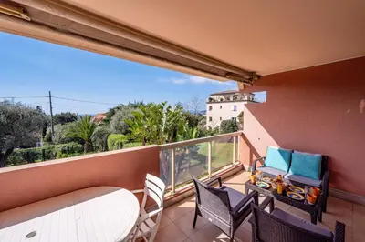 Balcon ou terrasse dans l'établissement LA BADINE Appartement AirCo Pool for 4 By Sunset