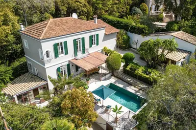 Piscine de l'établissement Luxurious Villa with heated pool 5BR-10p - Cannes ou située à proximité