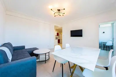 Télévision ou salle de divertissement dans l'établissement VILLA VELLEDA