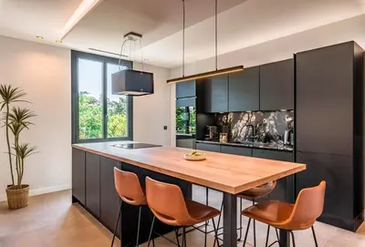 Cuisine ou kitchenette dans l'établissement Totolulu Cannes Luxury Properties - La Villa