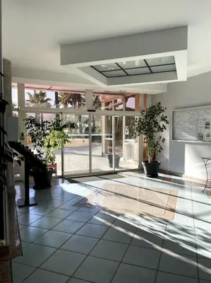 Plan de l'établissement Appartement vue mer, 5min à pied de la plage, parking privé